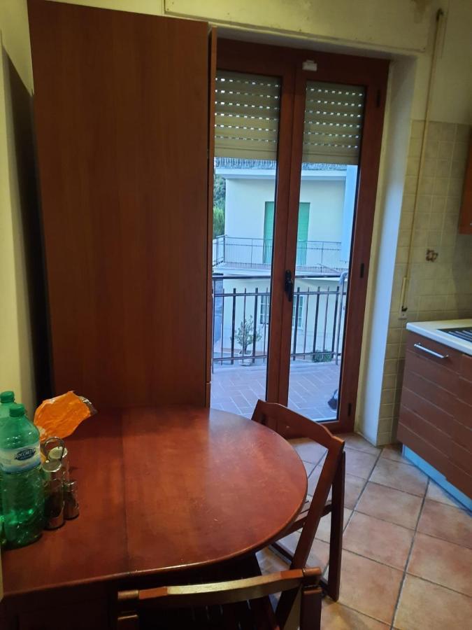 Centro Roma Metro Rebibbia Hotel ภายนอก รูปภาพ