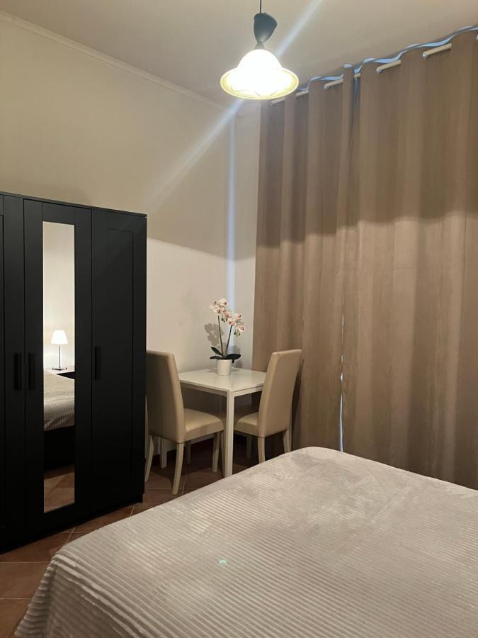 Centro Roma Metro Rebibbia Hotel ภายนอก รูปภาพ